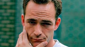 Dylan Mckay's Instagram, Twitter & Facebook