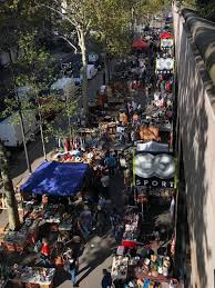 Remise en main propre sur paris. Vide Grenier Avenue Daumesnil Paris 12 Eme Broc Et Compagnie Facebook