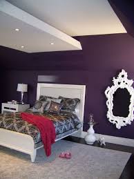 20 Idees De Decoration Chambre Violet Elegante Purple Bedrooms Dark Purple Bedrooms Bedroom Colors