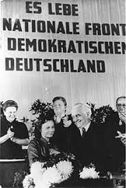 Am grenzübergang gibt es keine kontrollen mehr. Chronik Der Ddr 1949 1960 Wikipedia