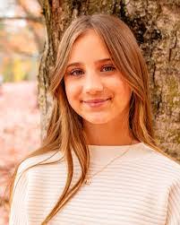 Brittany Marks's Instagram, Twitter & Facebook