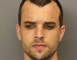 Kennesaw Woman Held at Gunpoint