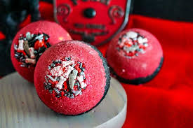 Homemade pumpkin halloween bath bombs are perfect for halloween steam activities with your tweens and teens. How To Make Halloween Bath Bombs