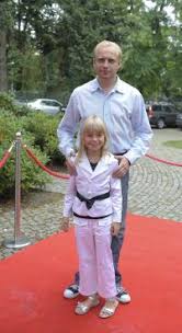 Julię mogliśmy oglądać też w. Julia Wroblewska Ma Juz 20 Lat Jak Zmienila Sie Michalina Z Tylko Mnie Kochaj I Zosia Z M Jak Milosc Duzo Zdjec Telemagazyn Pl