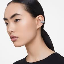 Ear cuff