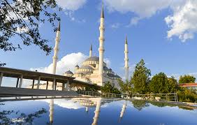 Cetatenii romani care calatoresc in republica turcia in scop turistic sunt exceptati de la obligativitatea detinerii unei vize de intrare pe teritoriul acestui cetatenii romani pot intra si tranzita teritoriul republicii turcia cu titlul de calatorie, emis in conditiile legii romane. Turcia 2021 Intre Orient Si Occident 13 09 Paralela 45