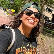 LSU Assistant Coach Seimone Augustus is stunned when head coach Kim Mulkey  slaps the clipboard out of her hand ! Augustus is a 4x WNBA champion and 8x  WNBA All Star and