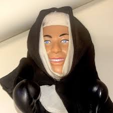 VTG “THE FIGHTING NUN” punching puppet EUVC