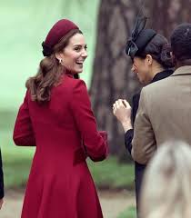 A Look Back At Meghan Markle And Kate Middleton S Chicest Christmas Fashion American Princess Duchess Princess Kate