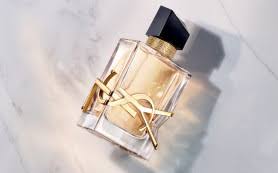 Au comptoir des flacons propose aussi du matériel et des accessoires complémentaires pour le remplissage, la pesée, la si votre entreprise n'est pas domicilier en france, l'exonération de tva ne se fera que par mention de votre. Sephora Recyclage Flacon Vide Parfum A 20