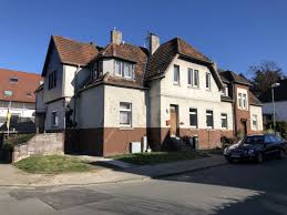 Finden sie ihr passendes haus zum thema: Haus Zum Verkauf Stiftsdamenwald Kyffhauserstrasse 13 15a 30 45141 Essen Stoppenberg Mapio Net