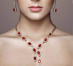 How To Photograph Jewelry At Home As A Professional Photographer Real Estate Photo How To Photograph Jewelry Creative Jewelry Photography Jewelry Photography