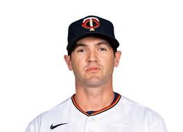 Cory Gearrin - Minnesota Twins Relief Pitcher - ESPN