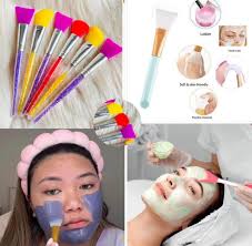 Silicone Mask Applicator $7 each 🌸Apply Moisturizer,Lotion,Cream without  Getting Hands Messy 🌸 Silicone so it's easy to Wash & Clean after use