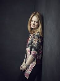Miranda otto (born 15 december 1967) is an australian actress. Bild Zu Miranda Otto Bild Miranda Otto Filmstarts De