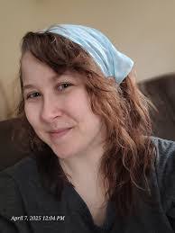 Violet Joyce's Instagram, Twitter & Facebook