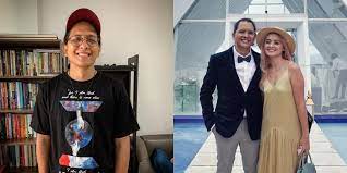 Cerita masa kelamnya dengan joanna alexandra, raditya oloan wanita ini memasuki dunia entertain secara tidak sengaja Xaqreudevgmppm