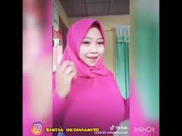 Miftahul husna asli atau palsu gakngerti sama jalan pikiran nya si husna ngpain coba kek gtu,kalau mau gitu gak usah di dalam mobillah dimna ke di hotel ke. Tik Tok Jilboobs Hot Part 19 Miftahul Husna Lagu Mp3 Mp3 Dragon