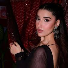 Order via dm #uk #usa #canada #vancouver #newzealand #italy #france #paris  #europe #america #kaur #kaurwedding #indianwedding #designer #dresses  #saudia #newyork #california #usa #dxb #dubai #australia #melbourne #sydney  #lahore #pakistan #karachi ...