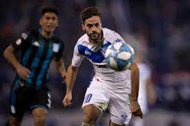 Vélez sarsfield is going head to head with racing club starting on 16 may 2021 at 20:00 utc. Viernes Ante Racing Velez Sarsfield