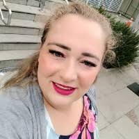 30+ "Michele Finger" profiles