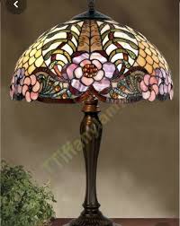 Pretty Tiffany In 2020 Tiffany Table Lamps Tiffany Lamps Tiffany Style Table Lamps