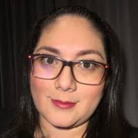 Heidi Dow's Instagram, Twitter & Facebook