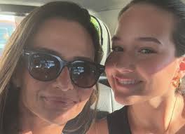 Quero poder viver todo o tempo do mundo pra te ver cada dia mais linda, ma  cherie! ♥️ HELENA WERNER Je t'aime, muito antes de 27/07/2007 joyeux  anniversaire meu bebê!