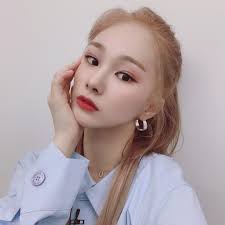 Lihat ide lainnya tentang fandom, entertainment, kim. Mia Pics Auf Twitter Selfies ë¯¸ì•„ Mia Everglow