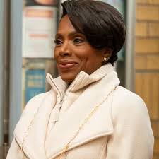 Abbott Elementary Sheryl Lee Ralph White Coat