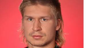 PICTURES: Crazy hairdos and all