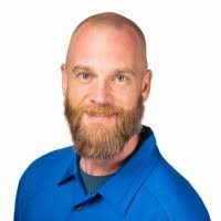 Derek Jacobsen's Instagram, Twitter & Facebook