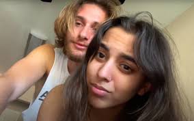 She is the best friend of veteran actress sridevi 's daughter, khushi kapoor. Anurag Kashyap S Daughter Aaliyah Kashyap Takes Us On A Tour From India To La Reunites With Boyfriend Shane Gregoire But Gets Upset Watch To Know Why