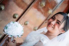 Repost from Kim fajardo: Traffic has always been an issue here in Manila.  Happy to be able to finally try Angkas! Download the app now to help you  save a lot of