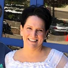 Congratulations to our Cohort 5 PCA to PCT Program graduates! Happy to  celebrate these team members who are growing their careers here at SIUH  through our valued partnership with 1199. 🎓 |