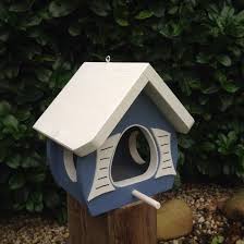 Nistkasten Vogelhauser Vogelhaus Futterhaus Modell Junior Neu Ein Designerstuck Von Wolle1197 Bei Dawa Futterhaus Vogelfutterhaus Selber Bauen Vogelhaus