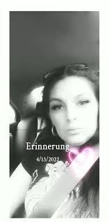 Gina Adler's Instagram, Twitter & Facebook