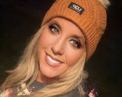 Tracy Kershner's Instagram, Twitter & Facebook