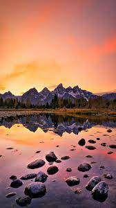 Follow the vibe and change your wallpaper every day! Mountain Lake Sunset Iphone 6 Plus Wallpaper Rocks Trees Sky Water Bilder Landschaften Naturbilder Bilder
