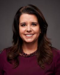 Kelly Hildreth's Instagram, Twitter & Facebook