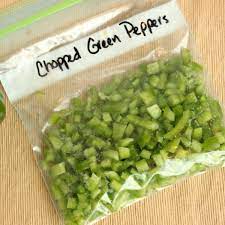 I remove as many peppers as i need from the bag. How To Freeze Peppers Learn How To Freeze Bell Peppers