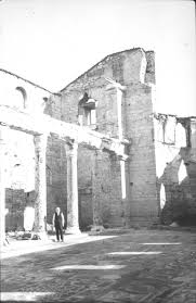 Burada Istanbul Var Istanbul Un En Eski Dini Yapisi Imrahor Camii Istanbul Camii Resim