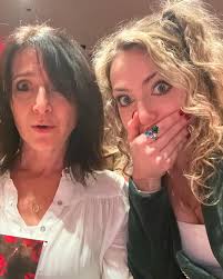 hadestown truly blew me away 🥀 I'm so beyond captivated by the beauty that  is this show.