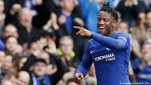 While batshuayi's days at stamford bridge are. How Will Michy Batshuayi Fit In At Borussia Dortmund Sports German Football And Major International Sports News Dw 01 02 2018
