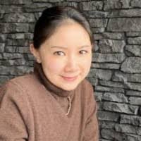 Sandra Yim's Instagram, Twitter & Facebook