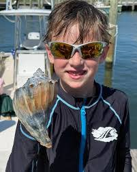 Amber Jacks's Instagram, Twitter & Facebook