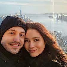 Sheyla Downing Azcona (@sheyladow) • Instagram photos and videos