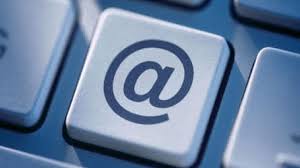 La arroba forma parte de toda dirección de correo electrónico y de diversos servicios en línea, los cuales siguen el formato usuario@servidor. Como Hacer Arroba En En El Teclado De Una Laptop Mac Y Computadora Tecnologia La Republica