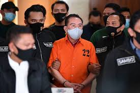 Jaksa pinangki sirna malasari sebelumnya menjabat sebagai kepala sub bagian pemantauan dan evaluasi ii biro perencanaan jaksa agung muda pembinaan di kejaksaan agung. Kejagung Duga Jaksa Pinangki Dan Djoko Tjandra Berkonspirasi Terkait Permintaan Fatwa Ke Ma Halaman All Kompas Com