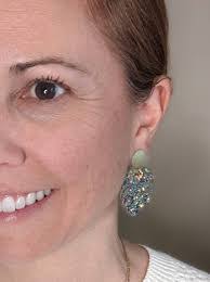 Jillian Hobson's Instagram, Twitter & Facebook